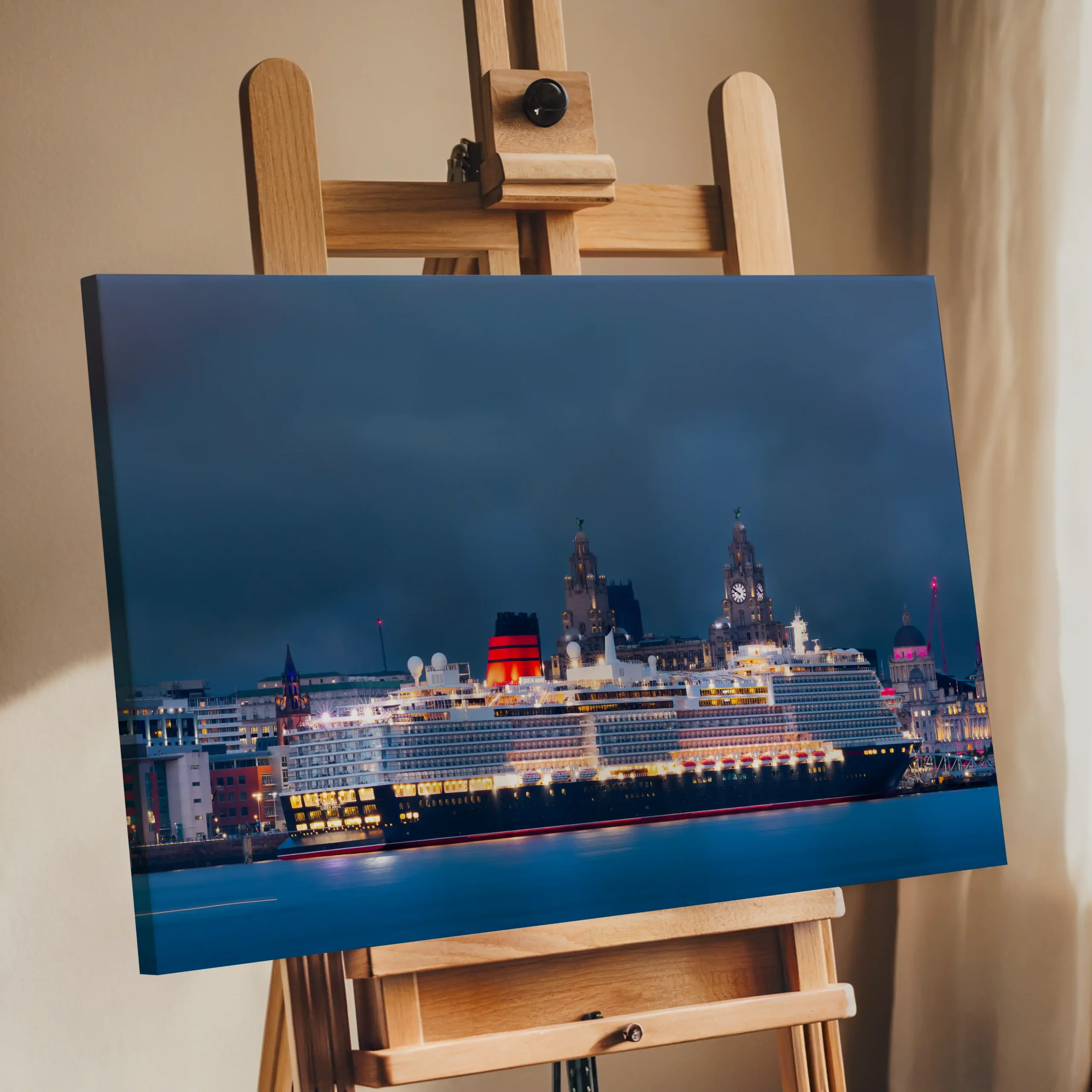 queen anne docked in liverpool with the stunning skyline
