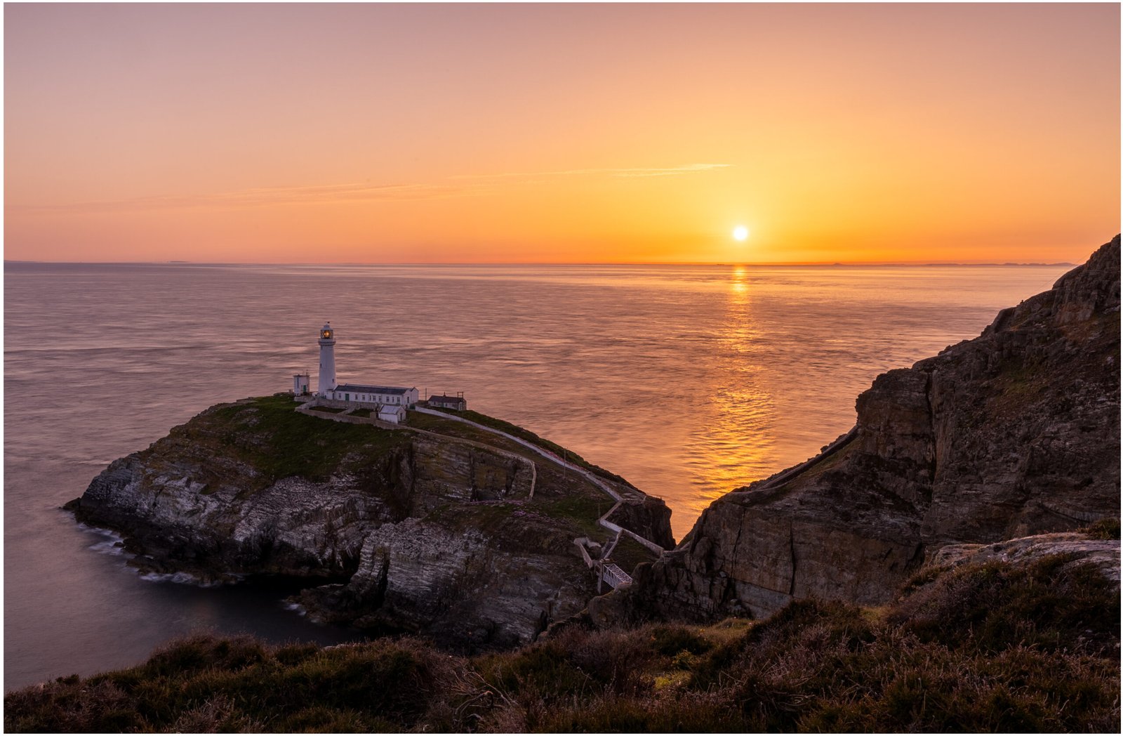 South Stack Lighthouse, Holyhead | A Spectacular Coastal Landmark | Digital Download